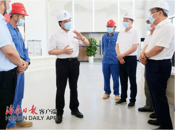 歡迎海南省省委常委，省委副書記，省長(zhǎng)馮飛蒞臨馳大幕墻公司承接的洋浦華能幕墻項(xiàng)目視察